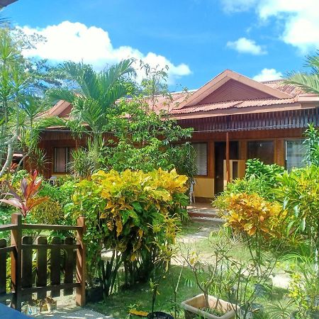 Telesfora Beach Cottage El Nido Esterno foto