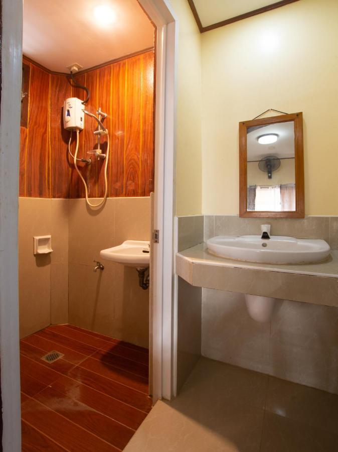 Telesfora Beach Cottage El Nido Esterno foto